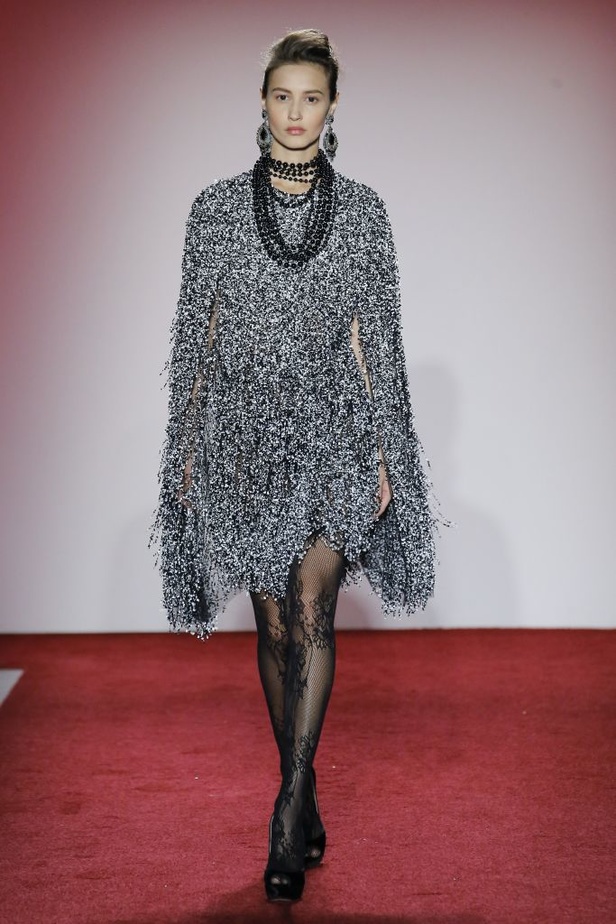 عرض أزياء نعيم خان لخريف وشتاء 2017