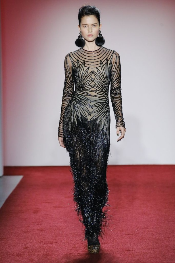 عرض أزياء نعيم خان لخريف وشتاء 2017