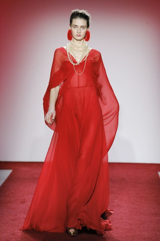 عرض أزياء نعيم خان لخريف وشتاء 2017