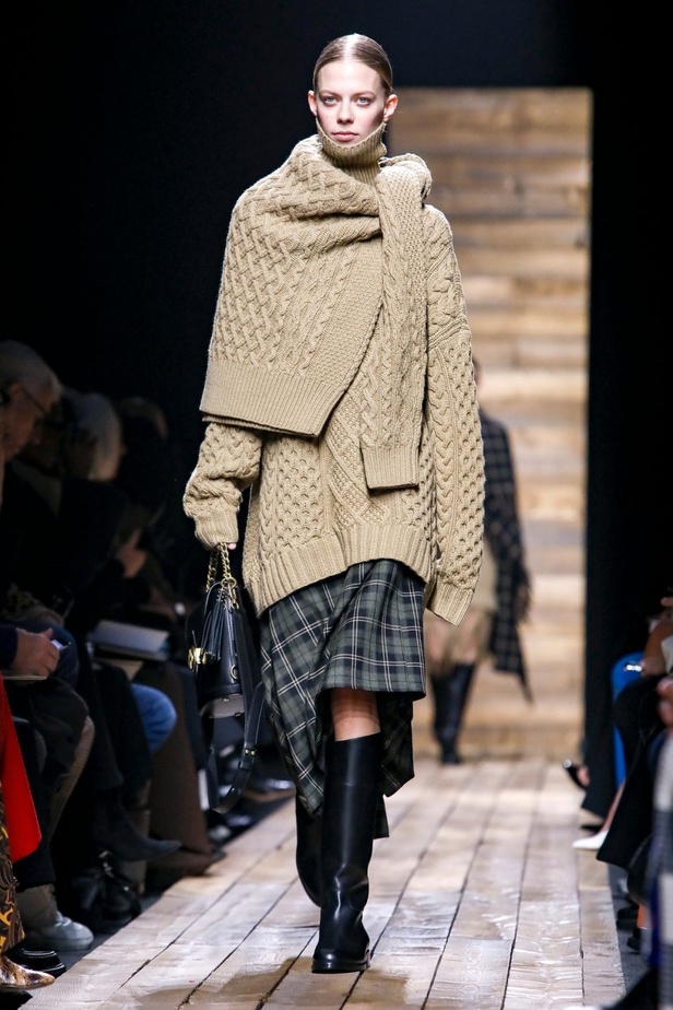  ازياء MICHAEL KORS لخريف وشتاء 2020-2021 خلال اسبوع الموضة في نيويورك 