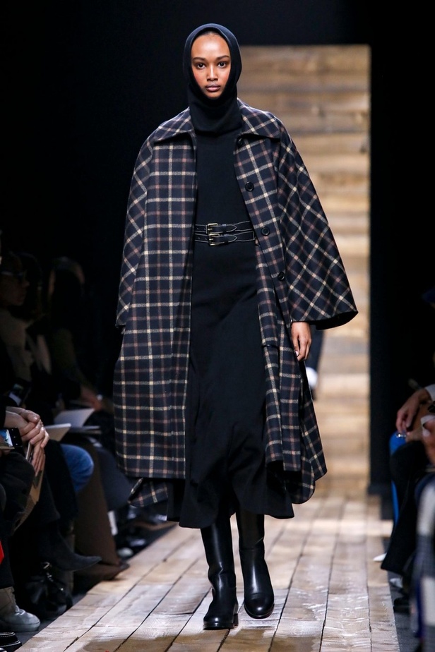  ازياء MICHAEL KORS لخريف وشتاء 2020-2021 خلال اسبوع الموضة في نيويورك 