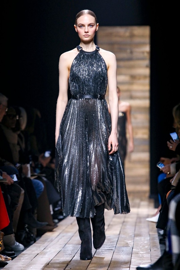  ازياء MICHAEL KORS لخريف وشتاء 2020-2021 خلال اسبوع الموضة في نيويورك 