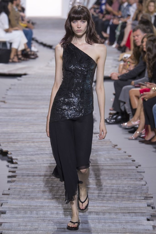 مجموعة مايكل كورس لربيع و صيف 2018