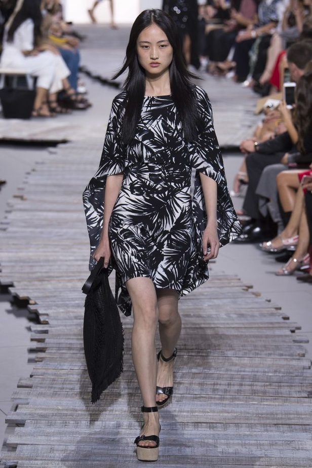 مجموعة مايكل كورس لربيع و صيف 2018