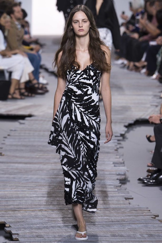 مجموعة مايكل كورس لربيع و صيف 2018