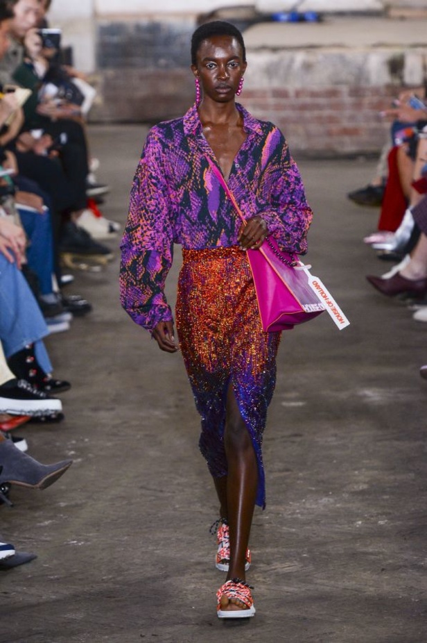 عرض أزياء House Of Holland لربيع ٢٠١٩ !