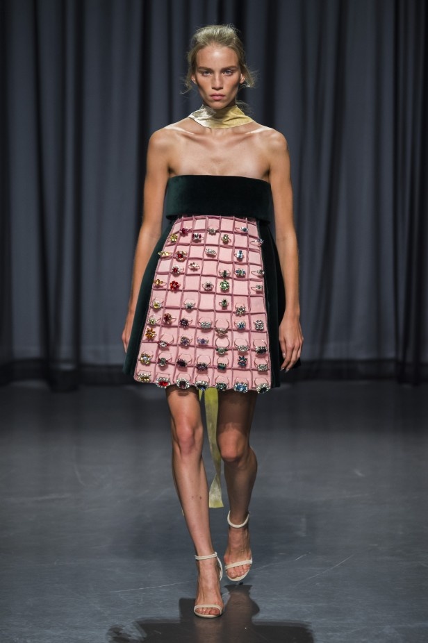 مجموعة Mary Katrantzou لربيع وصيف 2019