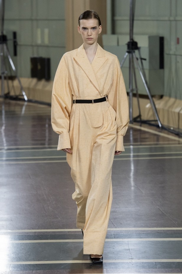 اسبوع الموضة في لندن 2019 مجموعة إميليا ويكستيد للملابس الجاهزة موضة ربيع وصيف 2020