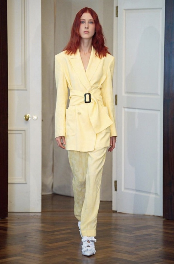 اسبوع الموضة في لندن 2019 أزياء OSMAN الفاخرة لربيع وصيف 2020