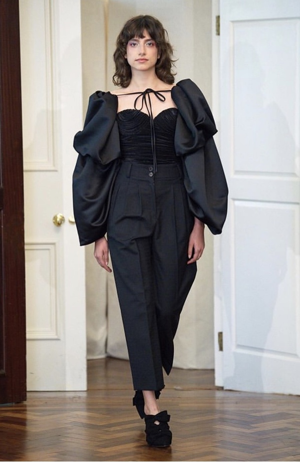 اسبوع الموضة في لندن 2019 أزياء OSMAN الفاخرة لربيع وصيف 2020