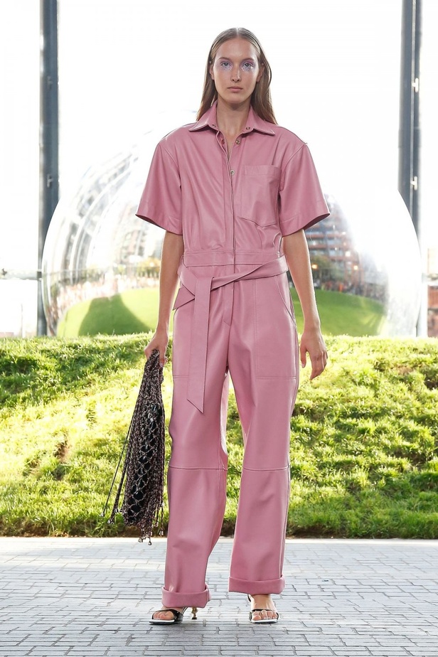 اسبوع الموضة في لندن 2019 مجموعة أزياء HOUSE OF HOLLANDS الجاهزة لربيع وصيف 2020