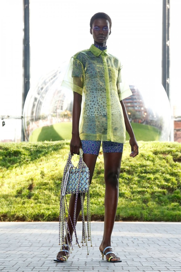 اسبوع الموضة في لندن 2019 مجموعة أزياء HOUSE OF HOLLANDS الجاهزة لربيع وصيف 2020