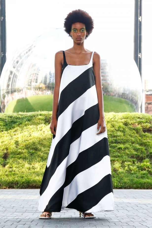 اسبوع الموضة في لندن 2019 مجموعة أزياء HOUSE OF HOLLANDS الجاهزة لربيع وصيف 2020