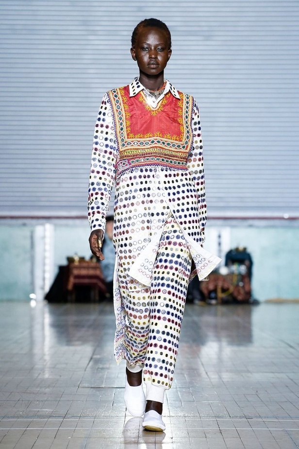 اسبوع الموضة في لندن 2019 مجموعة ASHISH لربيع وصيف 2020