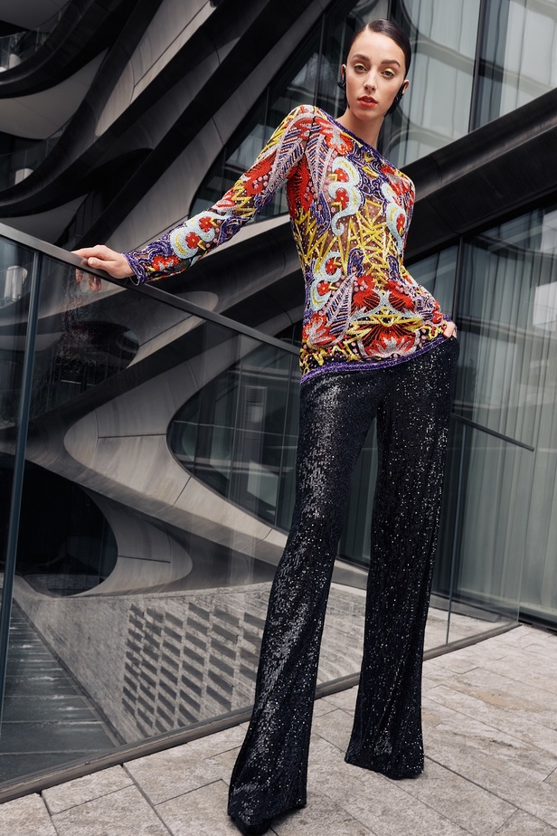 صور عرض أزياء مجموعة Naeem Khan نعيم خان لموسم ربيع 2021