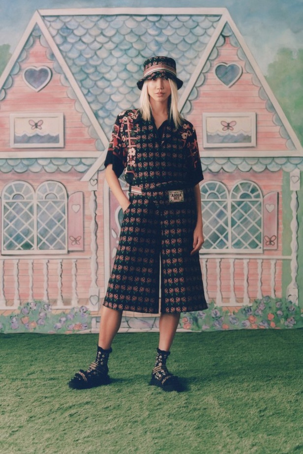 عرض ازياء Anna Sui لموسم ربيع وصيف 2021