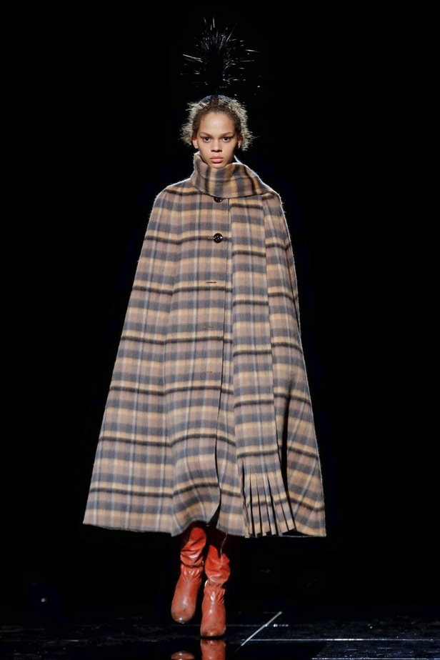 عرض أزياء مارك جاكوبس لخريف وشتاء 2019‏