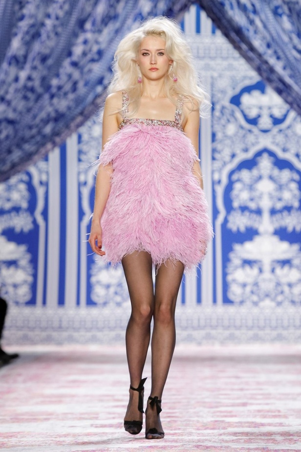 عرض أزياء نعيم خان لخريف وشتاء 2019‏