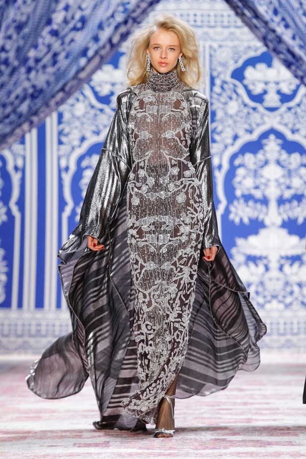 عرض أزياء نعيم خان لخريف وشتاء 2019‏