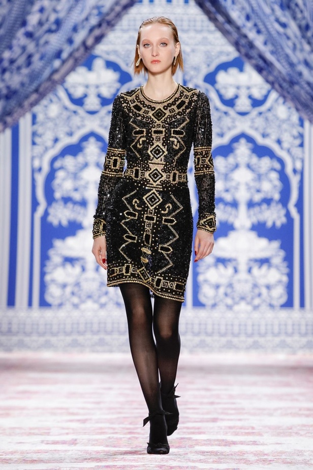 عرض أزياء نعيم خان لخريف وشتاء 2019‏