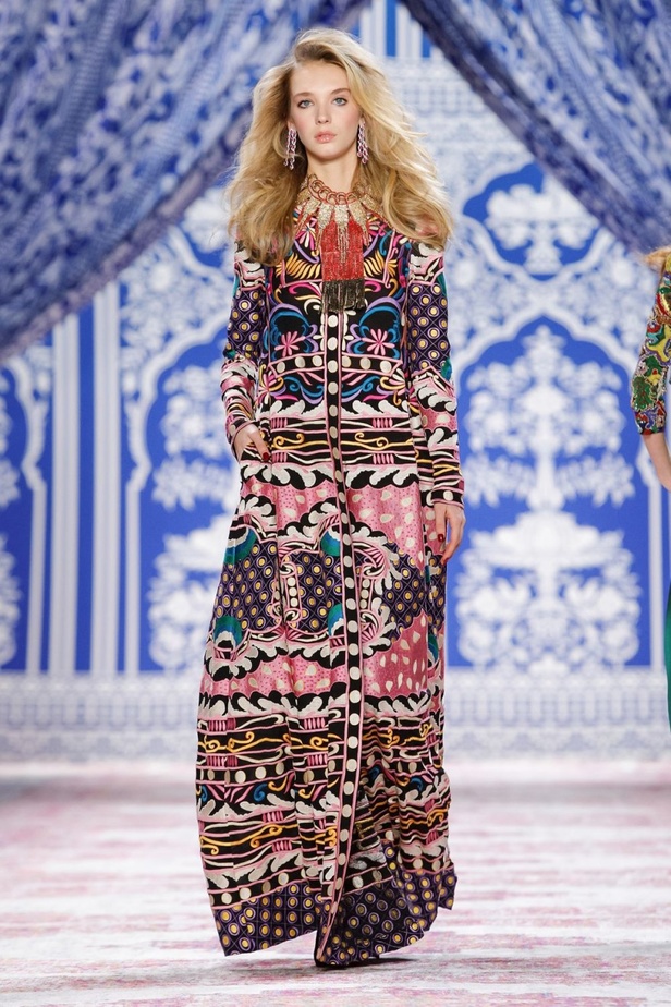 عرض أزياء نعيم خان لخريف وشتاء 2019‏