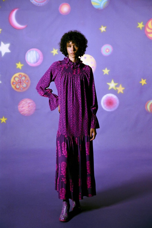عرض ازياء مجموعة Anna Sui لصيحات موسم خريف وشتاء 2021