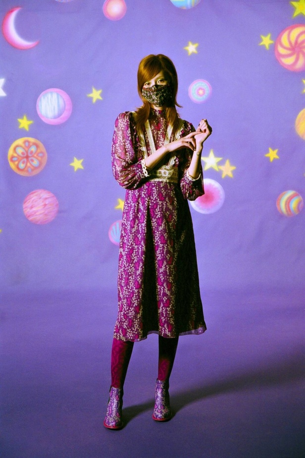عرض ازياء مجموعة Anna Sui لصيحات موسم خريف وشتاء 2021