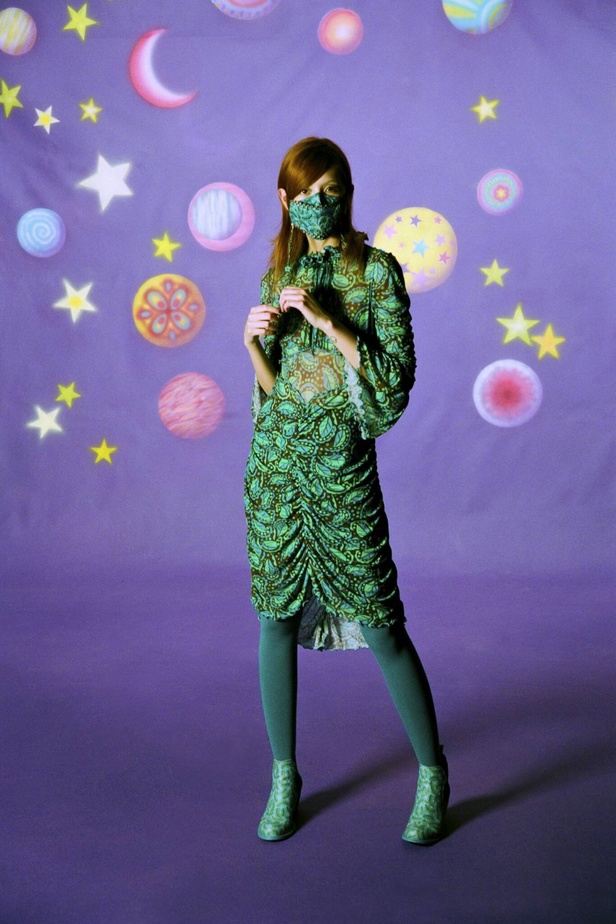 عرض ازياء مجموعة Anna Sui لصيحات موسم خريف وشتاء 2021