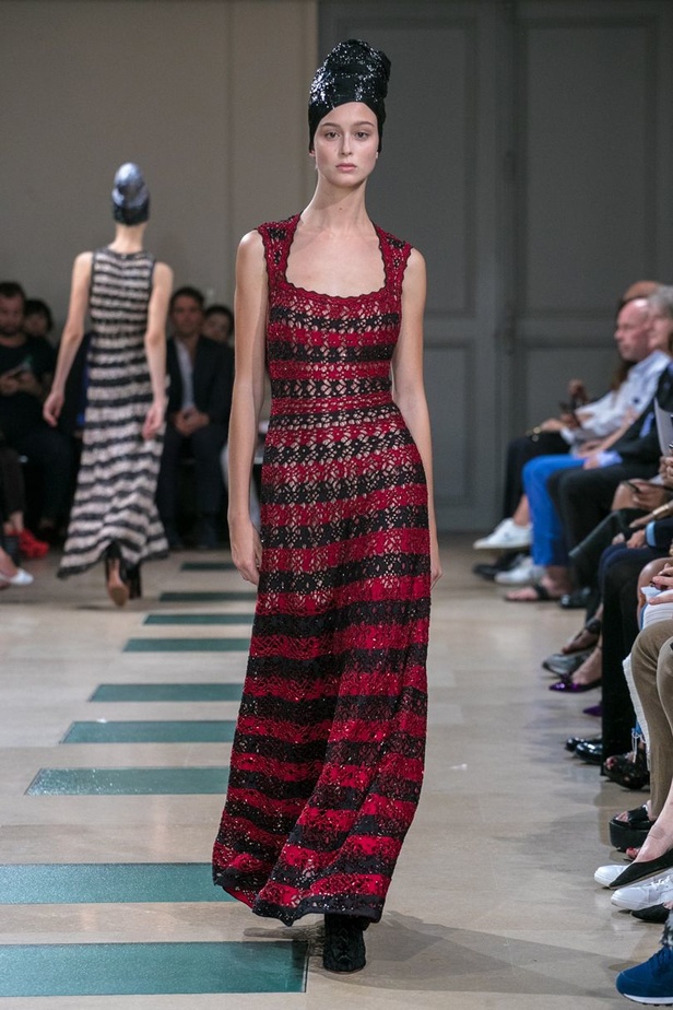 مجموعة ازياء المصمم التونسي عز الدين علية لموسم خريف 2017