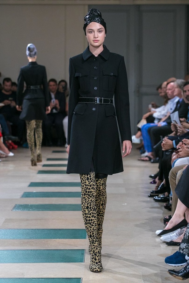 مجموعة ازياء المصمم التونسي عز الدين علية لموسم خريف 2017