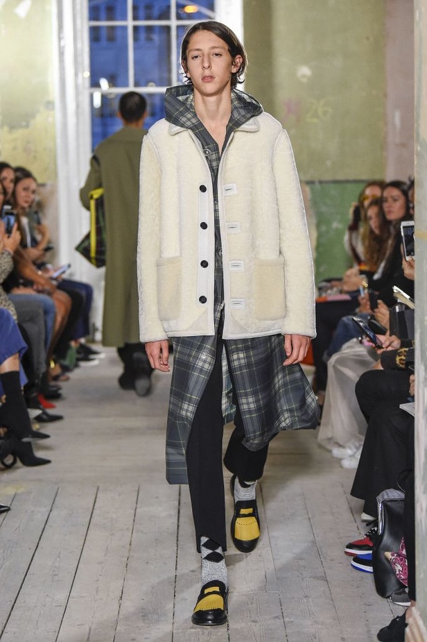 مجموعة Burberry لربيع وصيف 2018