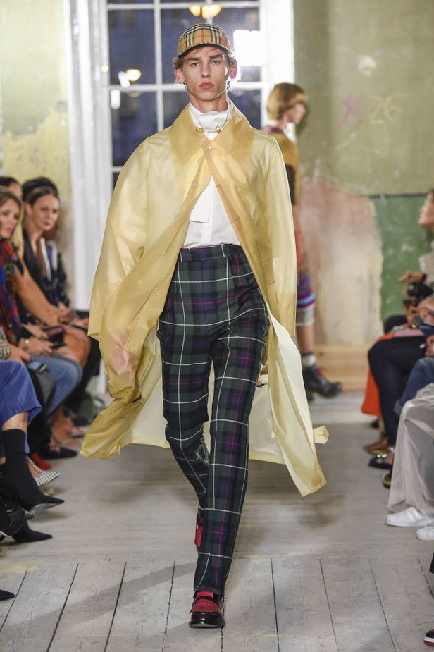 مجموعة Burberry لربيع وصيف 2018