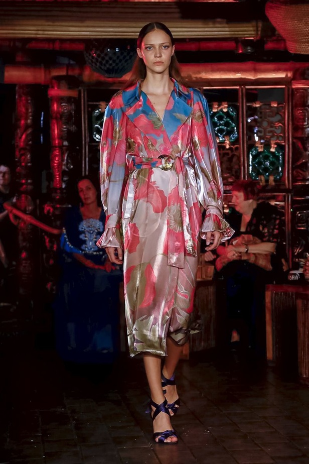 عرض أزياء Peter Pilotto لربيع وصيف ٢٠١٩ !