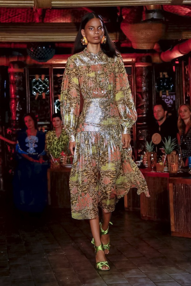 عرض أزياء Peter Pilotto لربيع وصيف ٢٠١٩ !