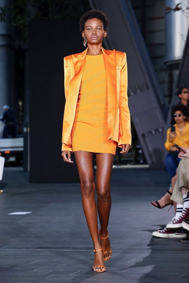 اسبوع الموضة في لندن 2019   مجموعة أزياء ديفيد كوما الجاهزة لربيع وصيف 2020