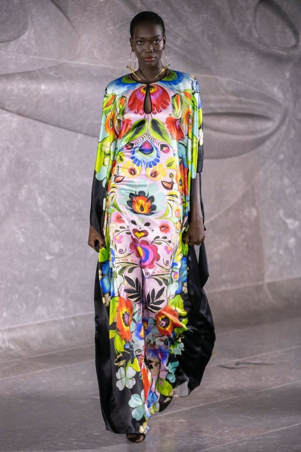 اسبوع الموضة في نيويورك 2019 عرض أزياء  Naeem Khan  ربيع وصيف 2020  