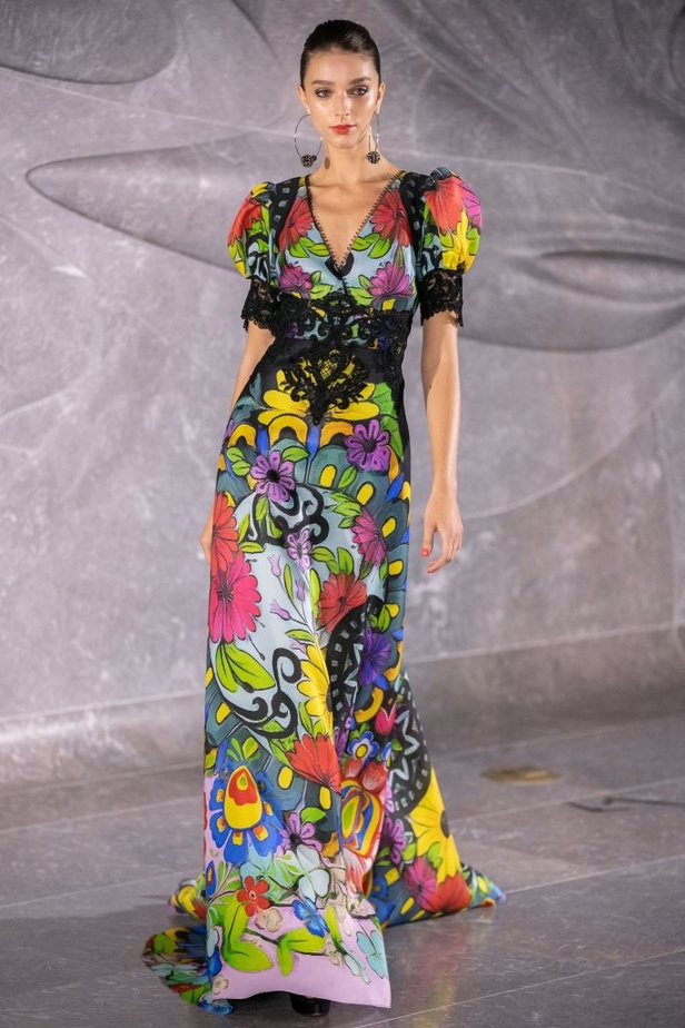 اسبوع الموضة في نيويورك 2019 عرض أزياء  Naeem Khan  ربيع وصيف 2020  