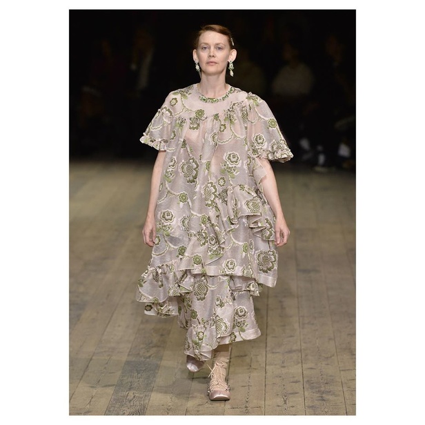 عرض مجموعة Simone Rocha ربيع وصيف 2019