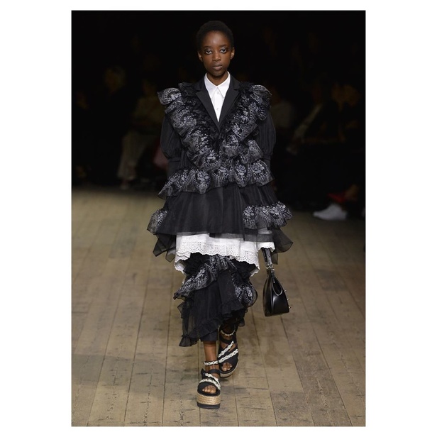 عرض مجموعة Simone Rocha ربيع وصيف 2019