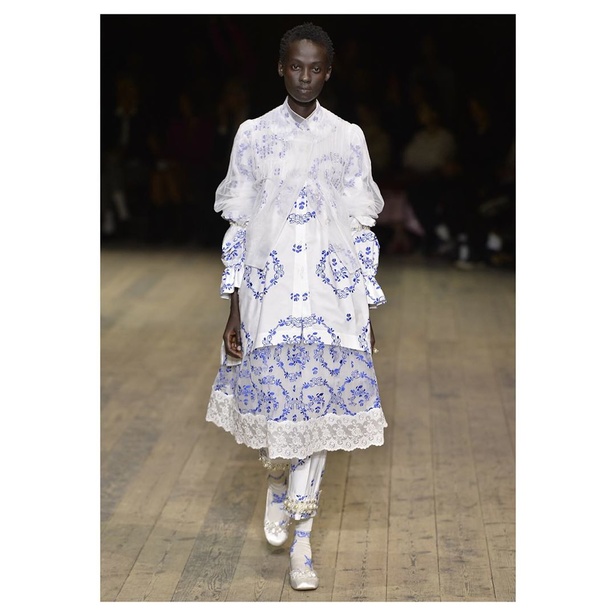 عرض مجموعة Simone Rocha ربيع وصيف 2019