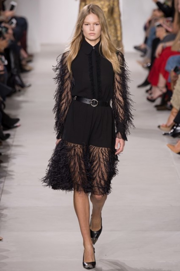 مجموعة مايكل كورس للألبسة الجاهزة لخريف وشتاء 2016 