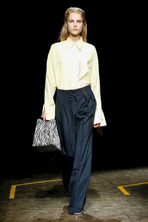 عرض أزياء بوس لموسم خريف وشتاء 2018‏