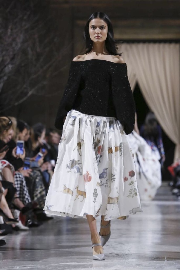 عرض أزياء اوسكار دي لارانتا لموسم خريف وشتاء 2018