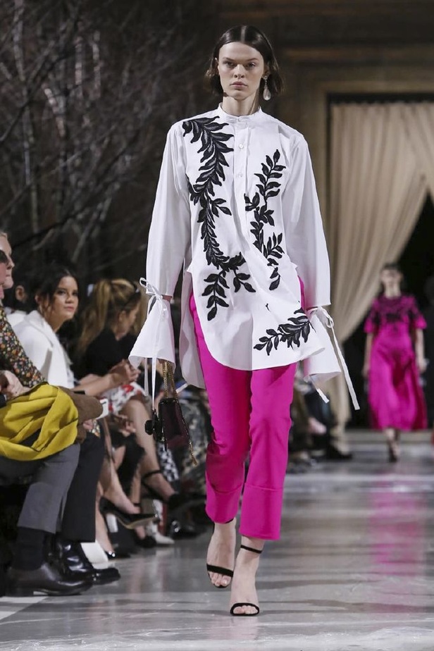 عرض أزياء اوسكار دي لارانتا لموسم خريف وشتاء 2018