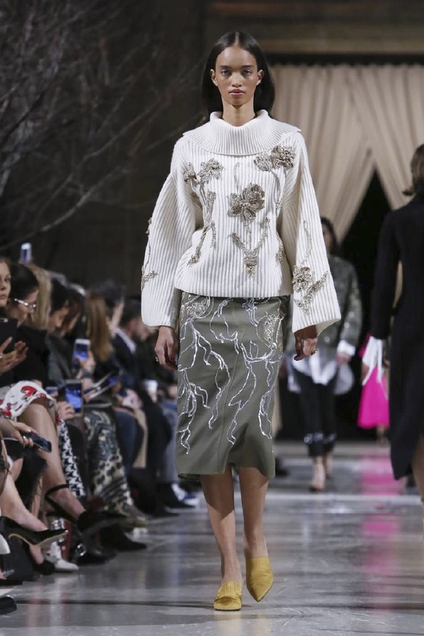 عرض أزياء اوسكار دي لارانتا لموسم خريف وشتاء 2018