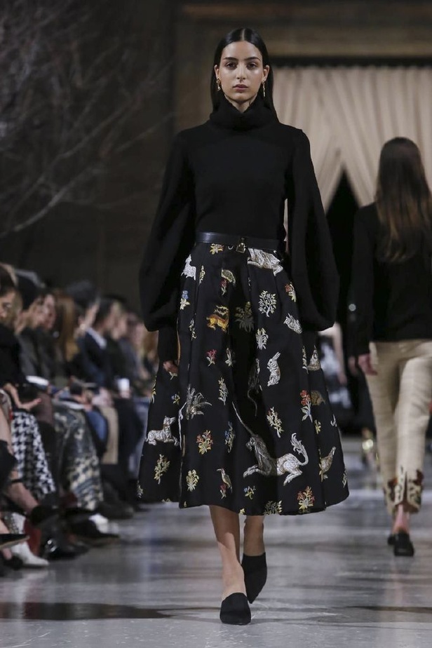 عرض أزياء اوسكار دي لارانتا لموسم خريف وشتاء 2018