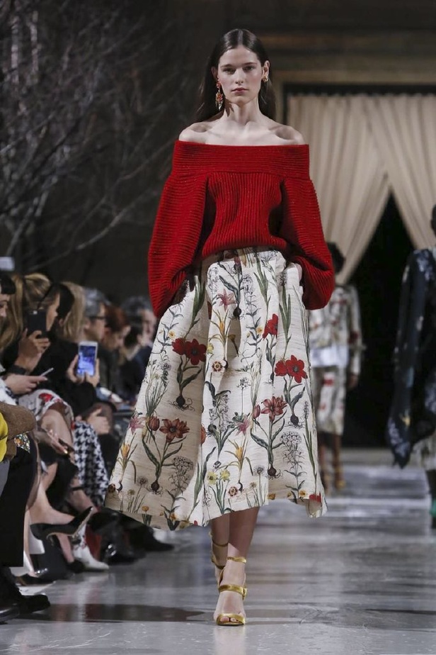 عرض أزياء اوسكار دي لارانتا لموسم خريف وشتاء 2018