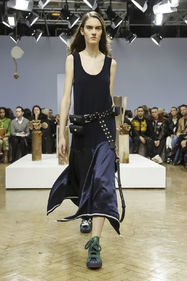 عرض أزياء J.W. ANDERSON لموسم خريف وشتاء2018