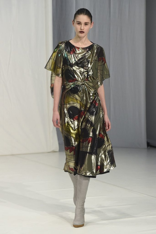 مجموعة Chalayan لخريف و شتاء 2018