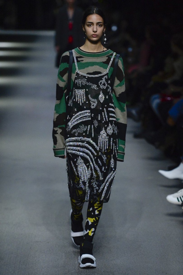 مجموعة بربري من أسبوع الموضة في لندن